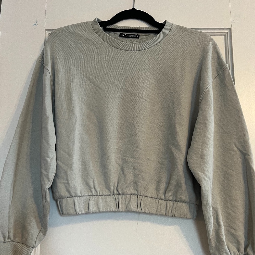 Zara Cropped Sweater
